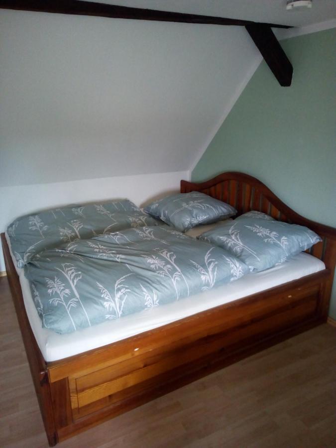 Kleine Ferienwohnung Am Kahlaer Markt Kahla  Luaran gambar