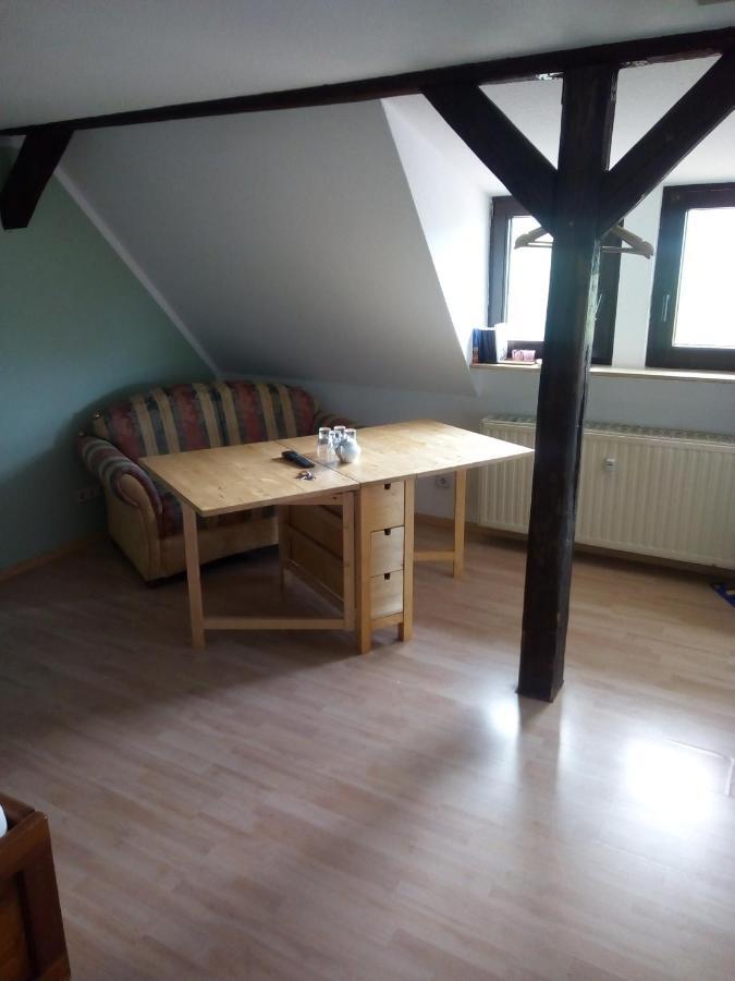 Kleine Ferienwohnung Am Kahlaer Markt Kahla  Luaran gambar